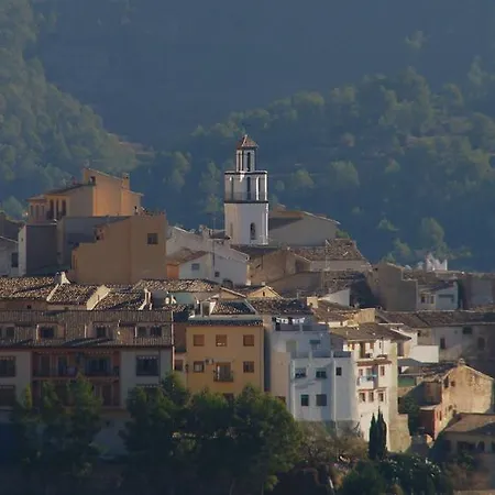 Alojamientos Turisticos Isa I Toni * Sella